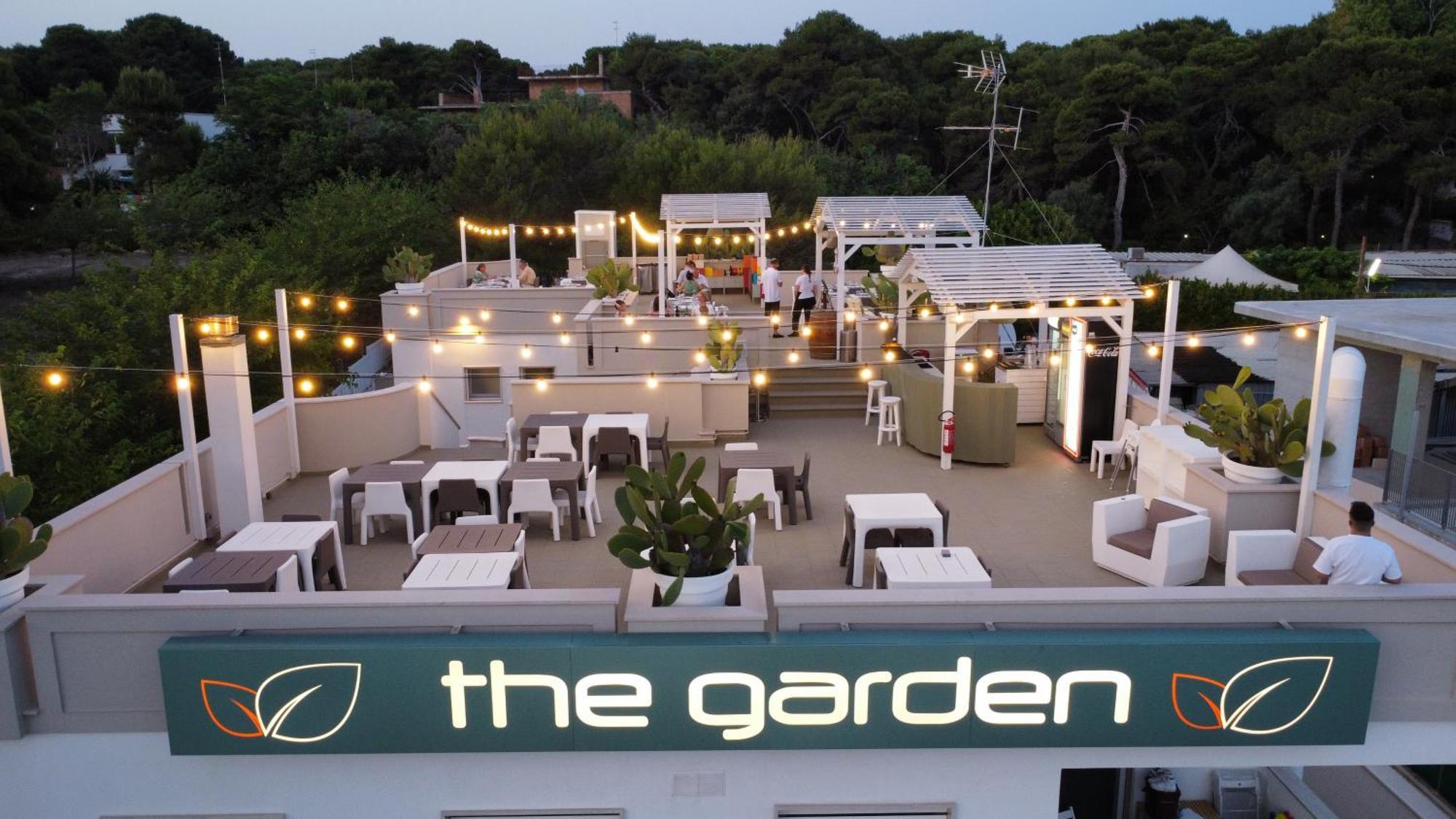The Garden Aparthotel Pulsano Buitenkant foto